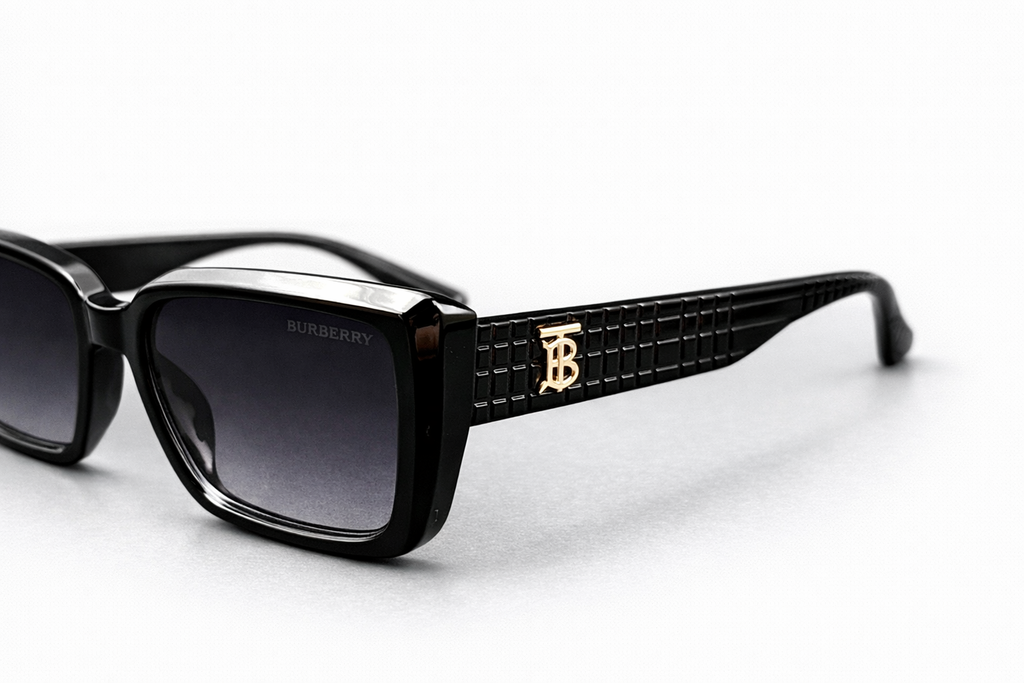 BURBERRY | BLACK