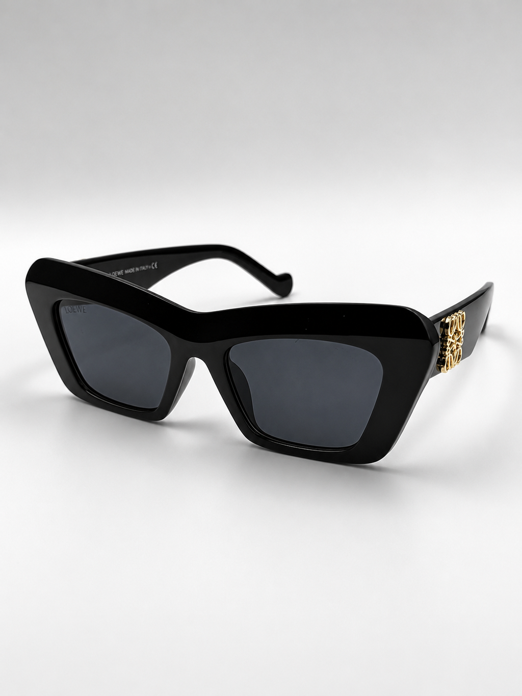 Loewe Luxury Black