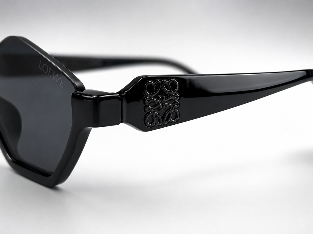 Loewe Luxury Black Edition